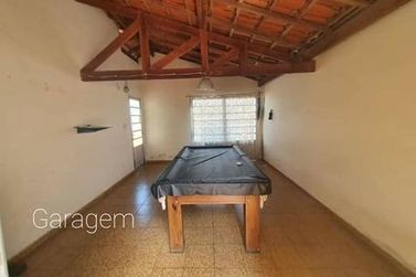 Casa &agrave; venda - CENTRO