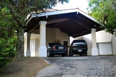 Casa &agrave; venda - 800m&sup2; - JARDIM S&Atilde;O NICOLAU