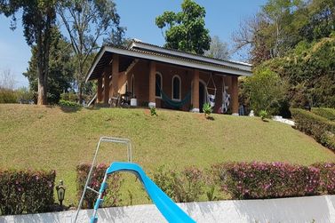 Ch&aacute;cara &agrave; venda - 600m&sup2; - Jardim Est&acirc;ncia Brasil