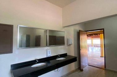Casa &agrave; venda - 950m&sup2; - Tanque