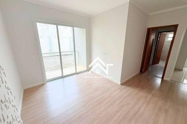 Apartamento para alugar - 60m&sup2; - Jardim do Lago