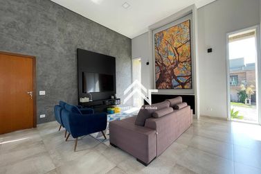 Casa &agrave; venda - 263m&sup2; - Condom&iacute;nio Shambala III