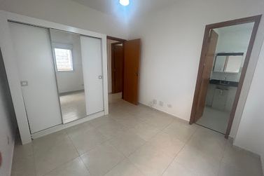 Apartamento para alugar - 70m&sup2; - Vila Giglio