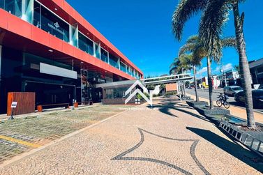 Sal&atilde;o Comercial para alugar - 200m&sup2; - Vila Thais