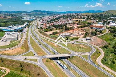 Terreno &agrave; venda - 3000m&sup2; - Cidade Nova