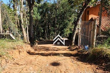Terreno &agrave; venda - 5100m&sup2; - Recanto dos Palmares