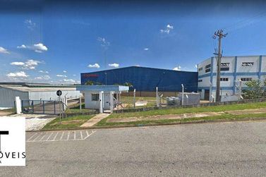 Sal&atilde;o Comercial para alugar - 3857m&sup2; - Distrito Industrial Alfredo Relo