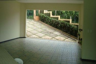 Casa &agrave; venda - 400m&sup2; - Condominio Flamboyant