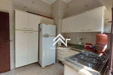 Casa &agrave; venda - 260m&sup2; - Jardim dos Pinheiros