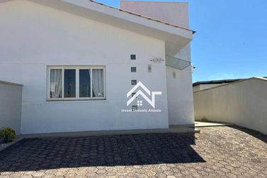 Casa &agrave; venda - 80m&sup2; - Centro