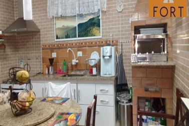 Casa &agrave; venda - 180m&sup2; - Jardim Alvin&oacute;polis