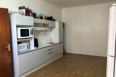 Sobrado &agrave; venda - 150m&sup2; - CENTRO