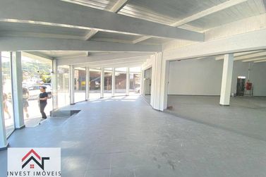 Sal&atilde;o Comercial para alugar - 450m&sup2; - Cidade Sat&eacute;lite