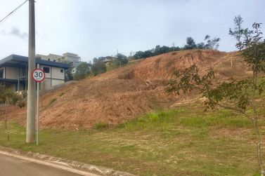 Terreno &agrave; venda - 839m&sup2; - Condom&iacute;nio Porto Atibaia