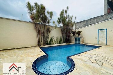 Casa &agrave; venda - 246m&sup2; - Jardim Maristela