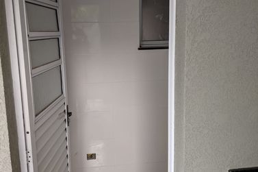 Casa &agrave; venda - 130m&sup2; - JARDIM MARISTELA