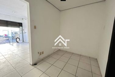 Sal&atilde;o Comercial para alugar - 50m&sup2; - Centro