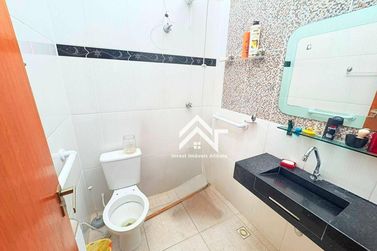 Casa &agrave; venda - 120m&sup2; - Nova Cerejeira