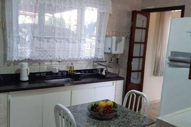 Casa &agrave; venda - 256m&sup2; - Jardim do Lago