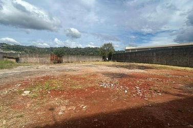 Terreno &agrave; venda - 748m&sup2; - Parque Fern&atilde;o Dias