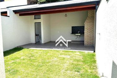 Casa &agrave; venda - 130m&sup2; - Jardim dos Pinheiros