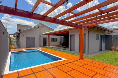 Casa &agrave; venda - 187m&sup2; - Loteamento Parque Residencial Serras de Atibaia II