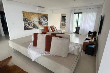 Casa &agrave; venda - 604m&sup2; - Condom&iacute;nio Shambala II