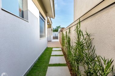 Casa &agrave; venda - 350m&sup2; - LOTEAMENTO GRANVILLE ATIBAIA