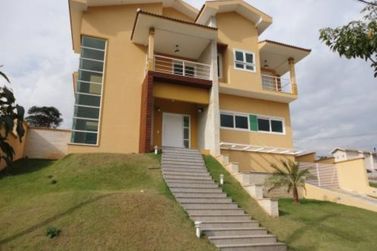Casa &agrave; venda - 800m&sup2; - Condom&iacute;nio Porto Atibaia