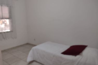 Casa &agrave; venda - CENTRO