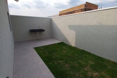 Casa &agrave; venda - 98m&sup2; - Nova Cerejeiras