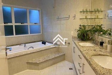 Casa &agrave; venda - 566m&sup2; - Parque Res Shambala