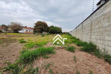 Terreno &agrave; venda - 500m&sup2; - Jardim dos Pinheiros