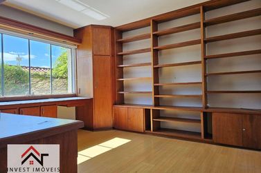 Casa &agrave; venda - 369m&sup2; - Centro