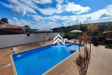 Casa &agrave; venda - 512m&sup2; - Condom&iacute;nio Portal Ouro Verde