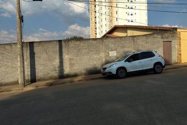 Terreno &agrave; venda - 460m&sup2; - LOTEAMENTO SANTO ANT&Ocirc;NIO