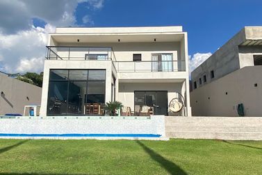 Casa &agrave; venda - 234m&sup2; - Condominio Quintas da Boa Vista
