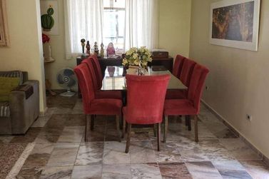 Casa &agrave; venda - 279m&sup2; - Condom&iacute;nio Flamboyant
