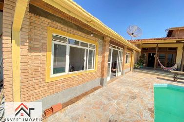 Casa para alugar - 700m&sup2; - Vila Petr&oacute;polis