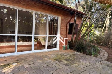 Casa &agrave; venda - 600m&sup2; - Rio Abaixo