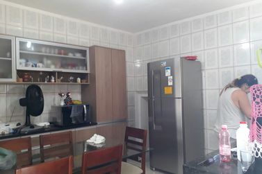 Casa &agrave; venda - 155m&sup2; - JARDIM DAS CEREJEIRAS
