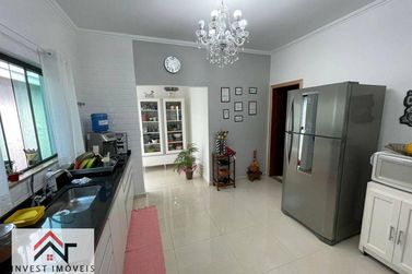 Casa &agrave; venda - 200m&sup2; - Condom&iacute;nio Residencial Pedra Grande