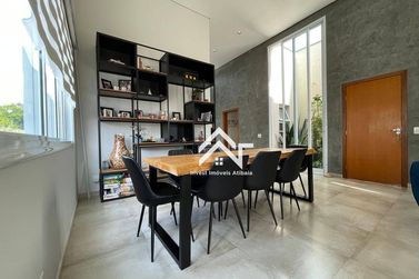 Casa &agrave; venda - 263m&sup2; - Condom&iacute;nio Shambala III