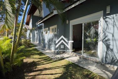 Casa &agrave; venda - 750m&sup2; - Condominio Porto Atibaia