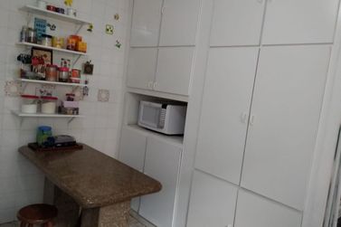 Casa &agrave; venda - CENTRO