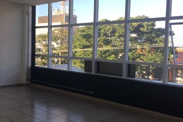 Sal&atilde;o Comercial para alugar - CENTRO