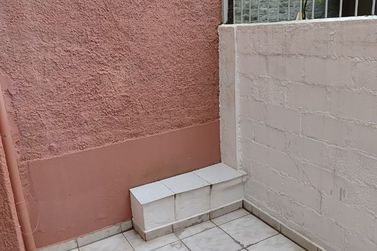 Sal&atilde;o Comercial para alugar - 27m&sup2; - Centro