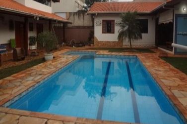 Casa &agrave; venda - 300m&sup2; - Condom&iacute;nio Shambala I