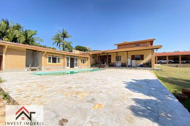 Casa para alugar - 700m&sup2; - Vila Petr&oacute;polis