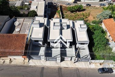 Casa &agrave; venda - 78m&sup2; - Jardim Imperial